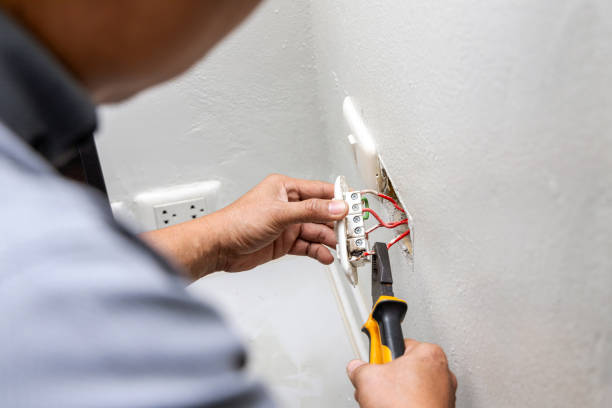Best Affordable Emergency Electrician  in Seabrook, TX